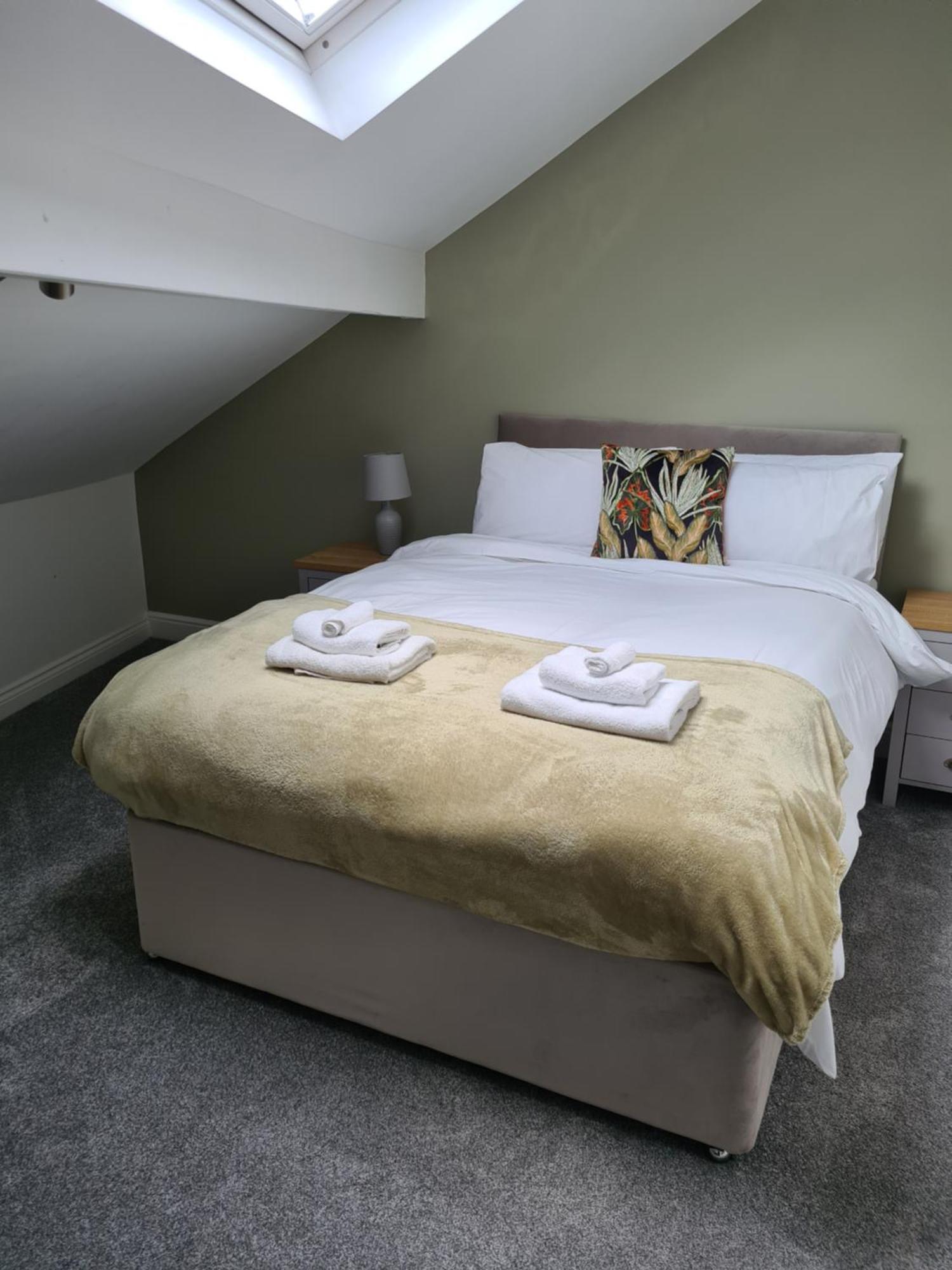 Modern River View Mytholmroyd Apartment Eksteriør bilde